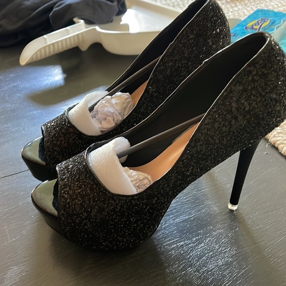 black sparkle heels - Picture 7 of 12